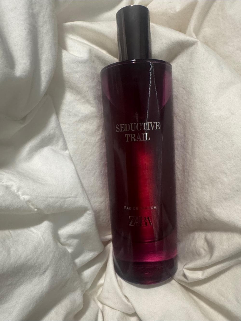 Zara Seductive Trail - Deep Burgundy Gradient Bottle